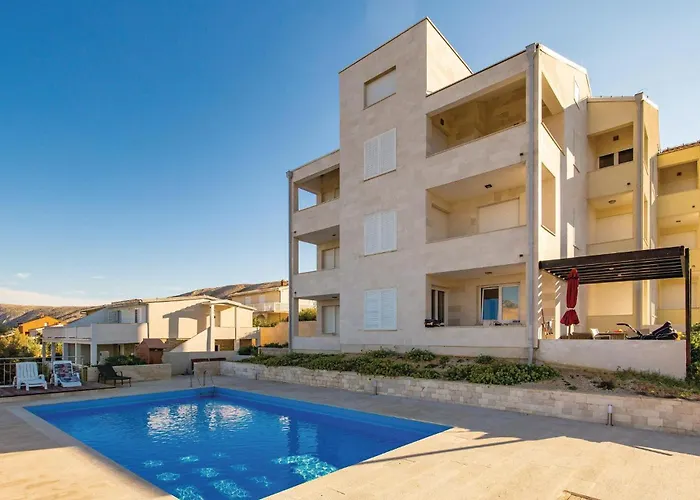 1 Bedroom Pet Friendly In Pag Apartament *