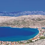 1 Bedroom Pet Friendly In Pag Apartament *