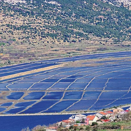 1 Bedroom Pet Friendly In Pag Appartamento